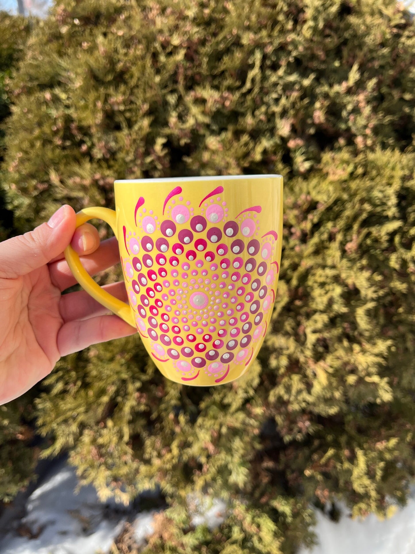 12oz yellow & pink mug